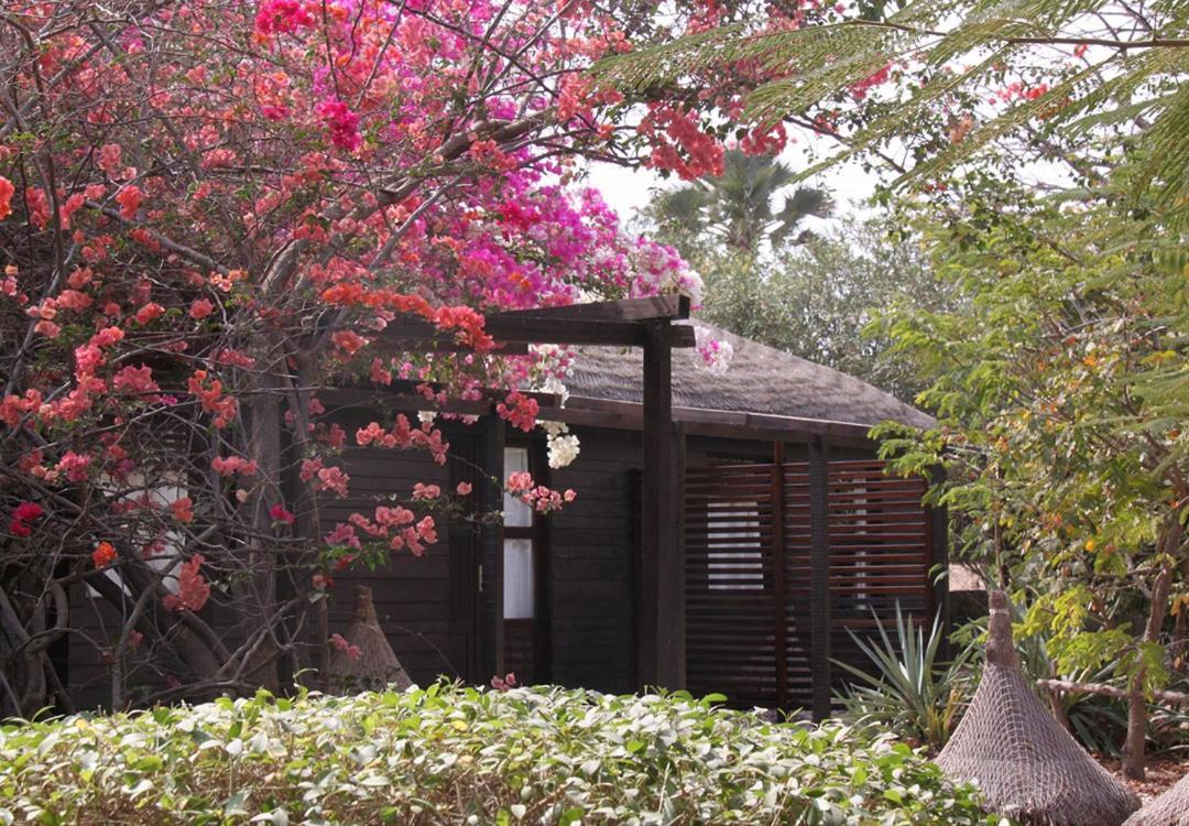 Les Collines De Niassam Villa Palmarin Exterior photo