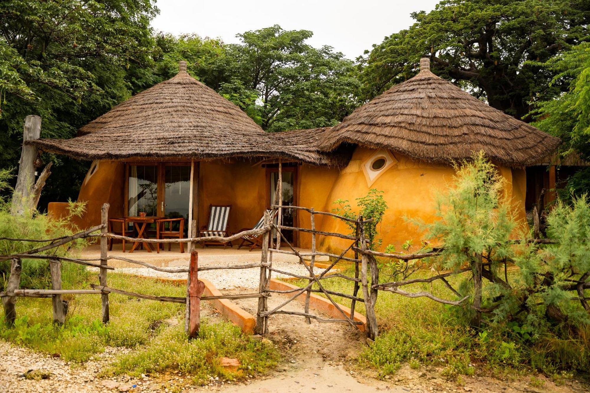 Les Collines De Niassam Villa Palmarin Exterior photo